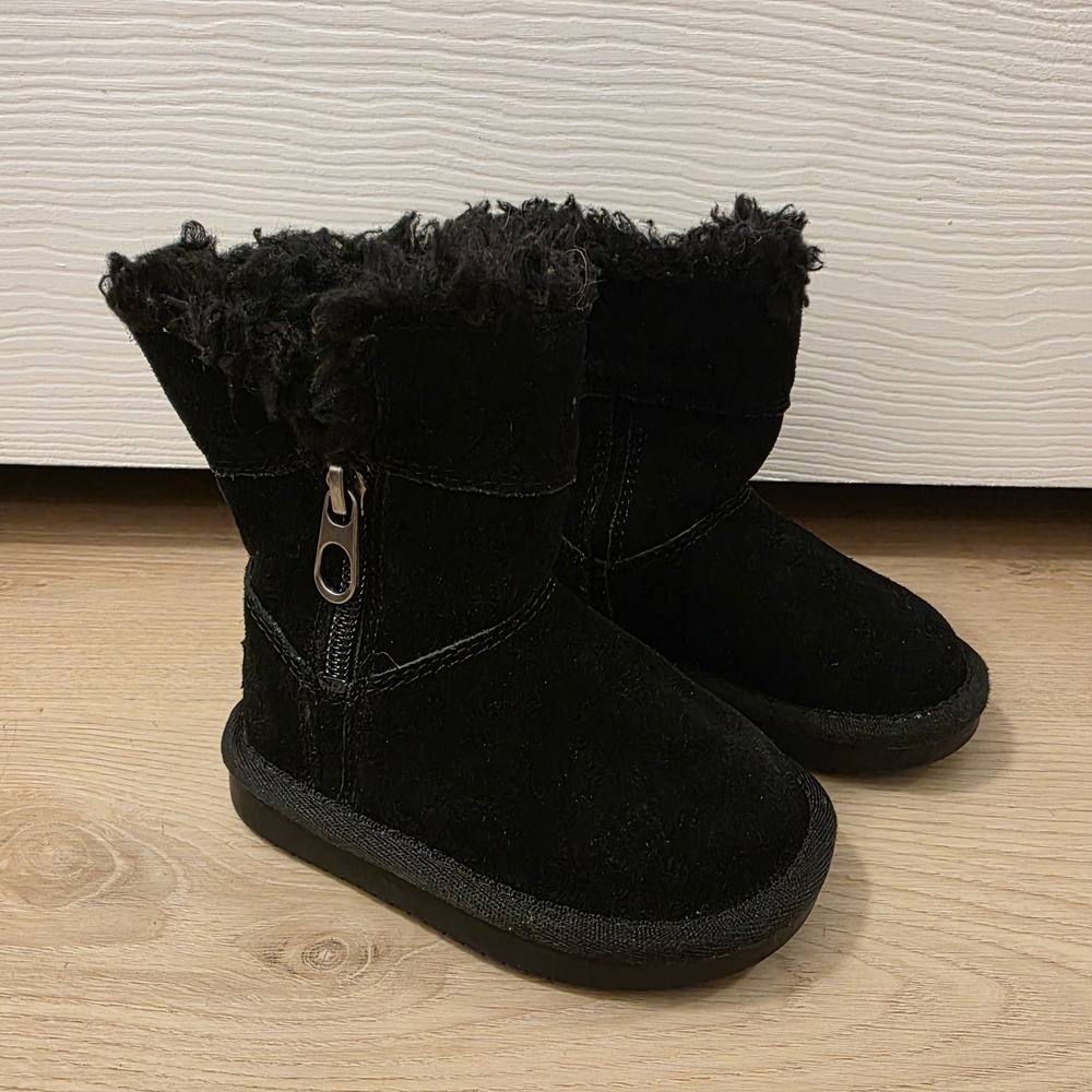 Koolaburra By Ugg Black Suede Sherpa Soft Warm Winter Baby Boots Size 5
